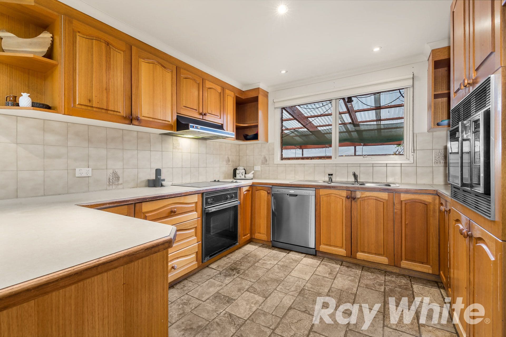14 Greenglade Court, Bayswater VIC 3153, Bayswater - Thumbnail 2