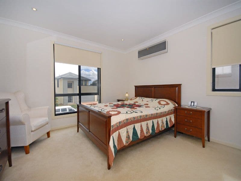 16 Hillcroft Place, BELMONT QLD 4153, Belmont - Thumbnail 4