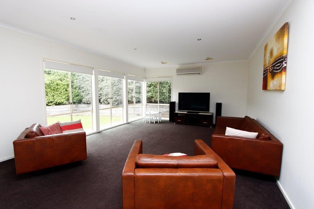 8 Rice Court, Highton VIC 3216, Highton - Thumbnail 2