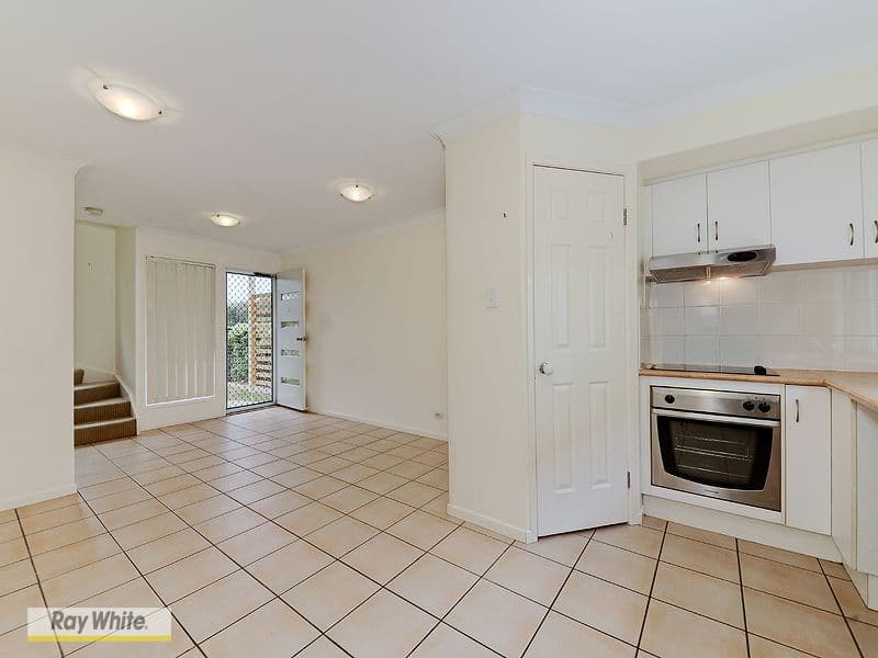 2 Fleet Drive, KIPPA-RING QLD 4021, Kippa-Ring - Thumbnail 4