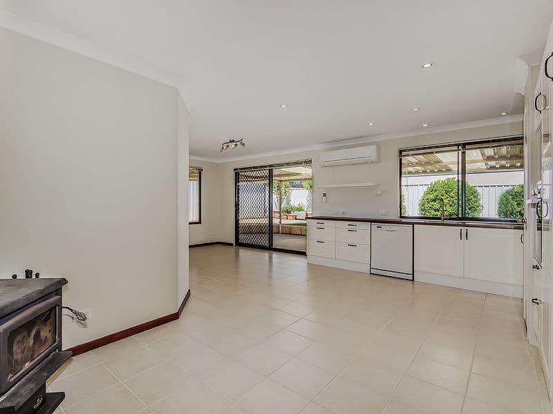 70 Exchequer Avenue, GREENFIELDS WA 6210, Greenfields - Thumbnail 4