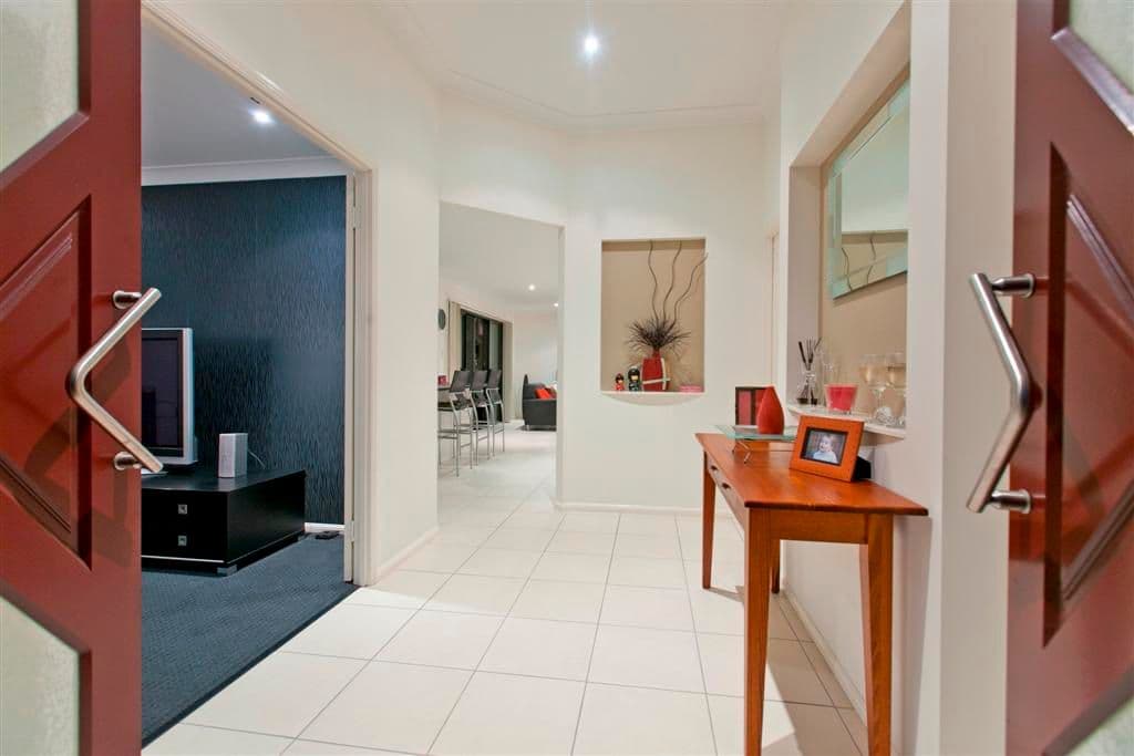 19 Bryce Place, BIRKDALE QLD 4159, Birkdale - Thumbnail 4