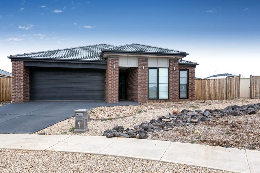 7 Maple Close, MELTON WEST VIC 3337, Melton West - Image 1
