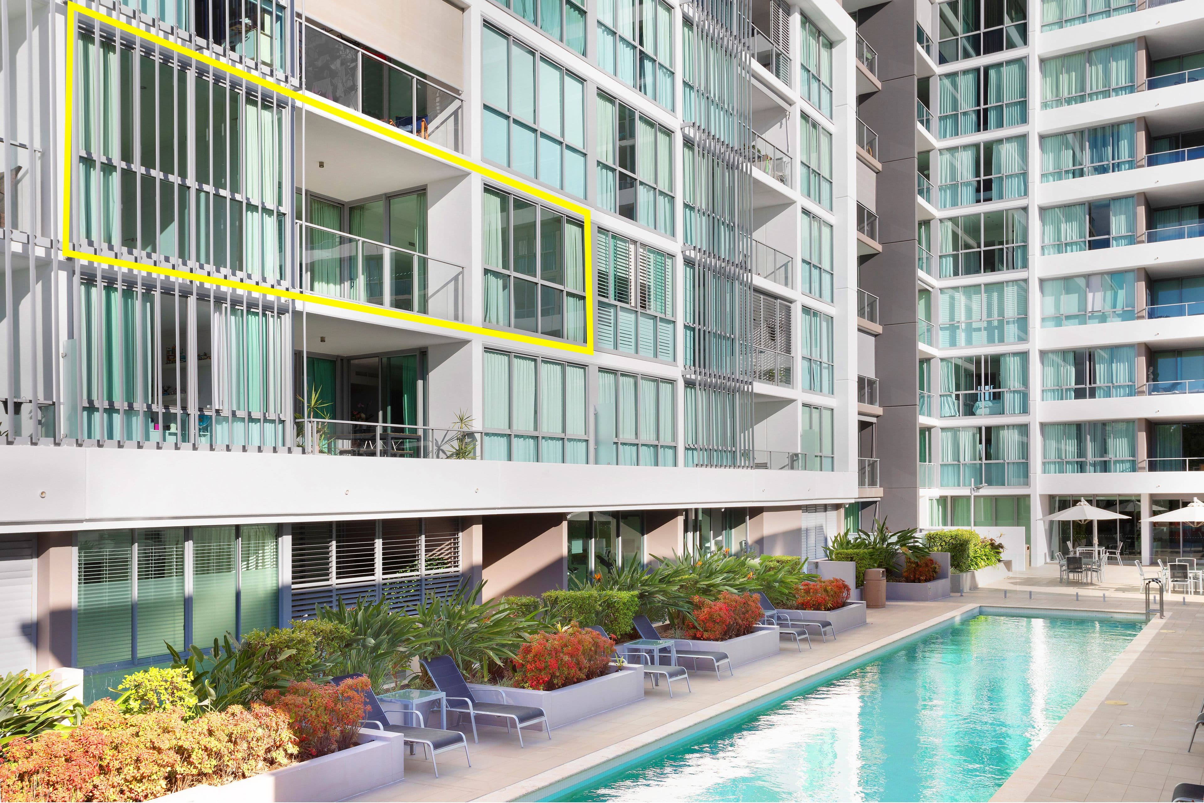 33 T E Peters Drive 'Freshwater Point', Broadbeach Waters QLD 4218, Broadbeach Waters - Thumbnail 2
