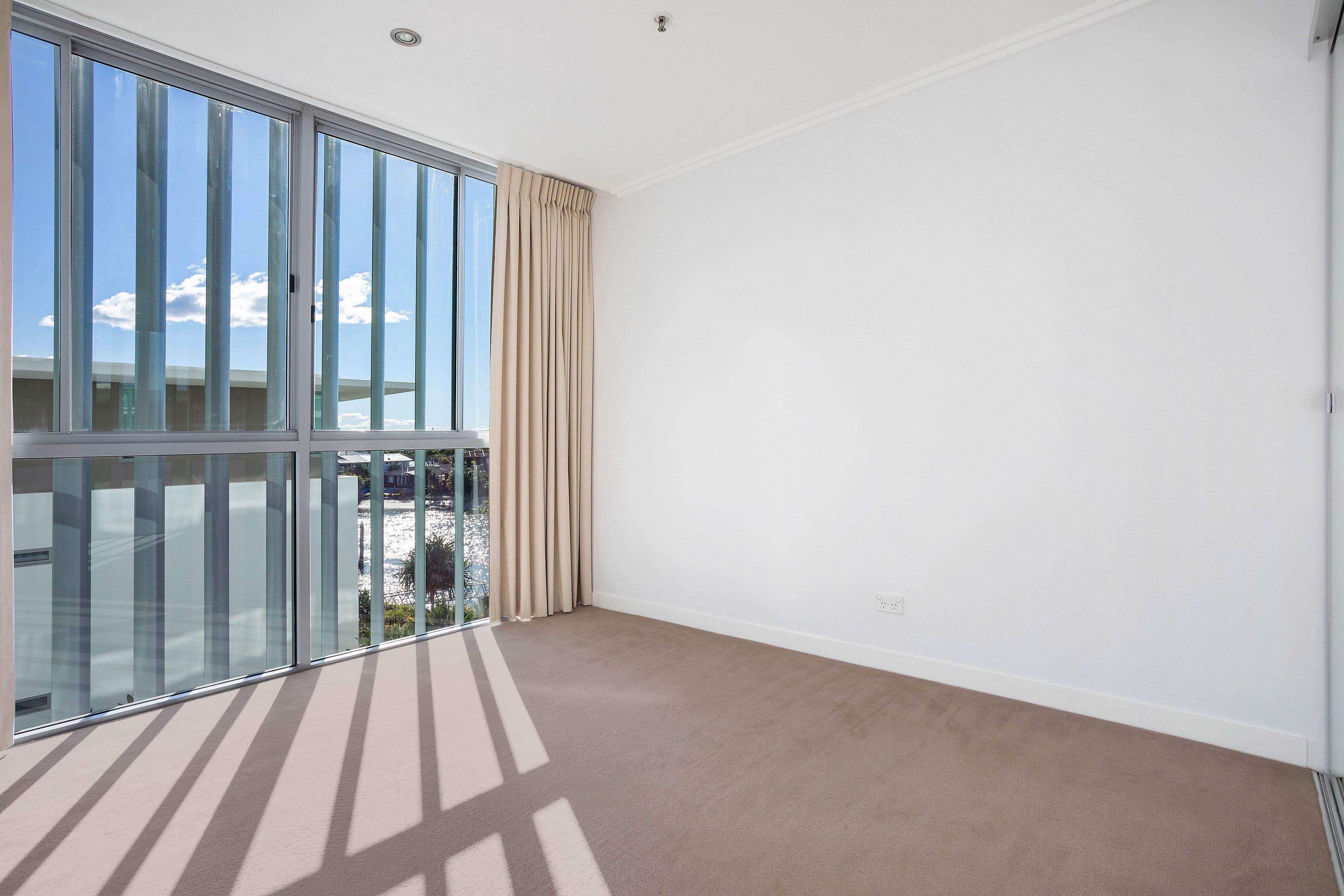 33 T E Peters Drive 'Freshwater Point', Broadbeach Waters QLD 4218, Broadbeach Waters - Thumbnail 4