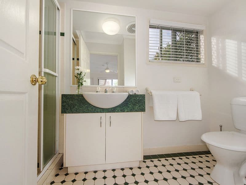 93 Whiting Street, LABRADOR QLD 4215, Labrador - Thumbnail 5