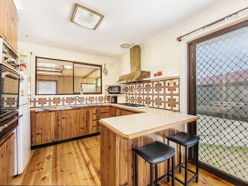 4 Elinga Court, ALBANVALE VIC 3021, Albanvale - Thumbnail 2