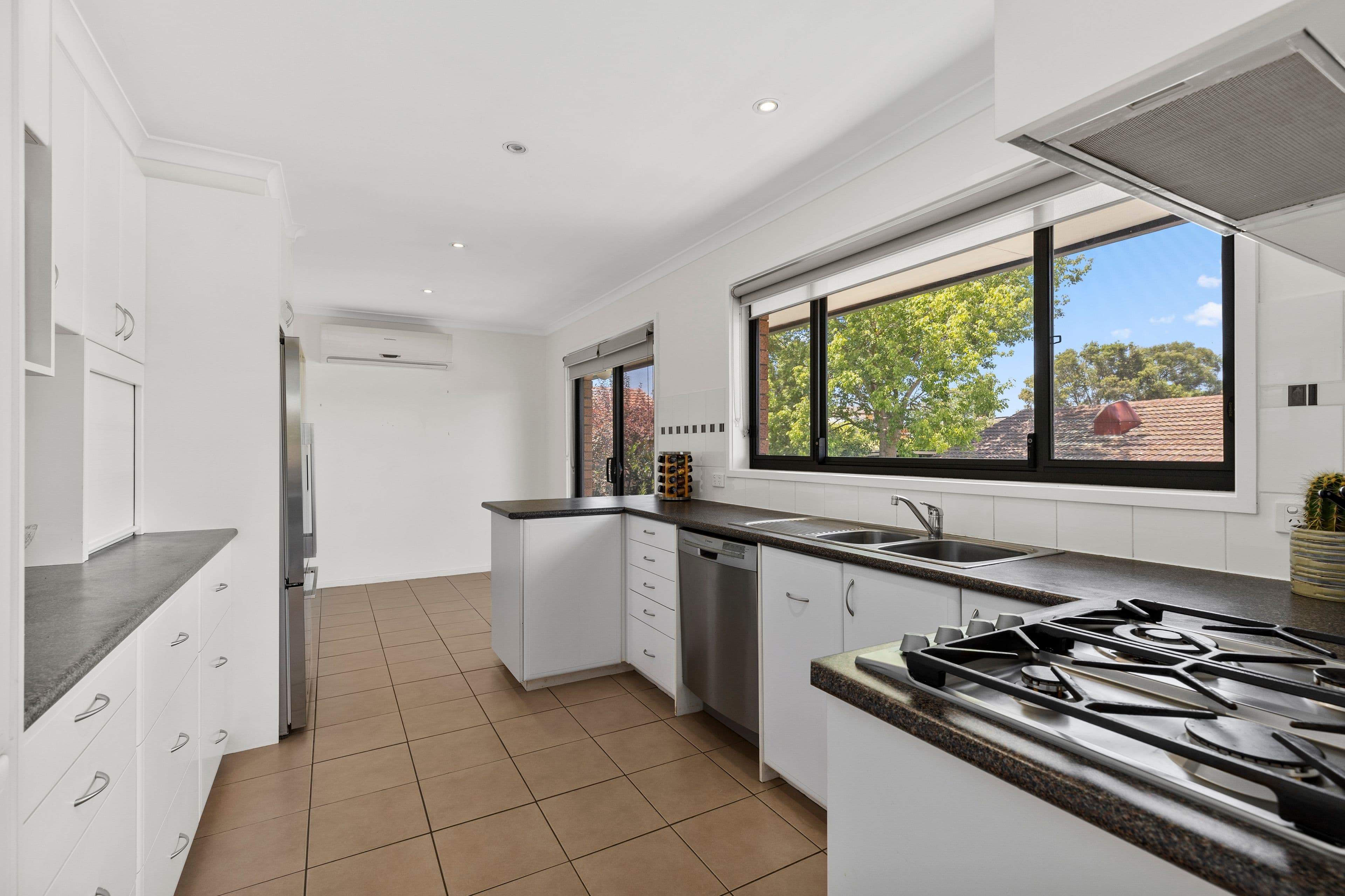 66 Cooma Street, Queanbeyan NSW 2620, Karabar - Thumbnail 7