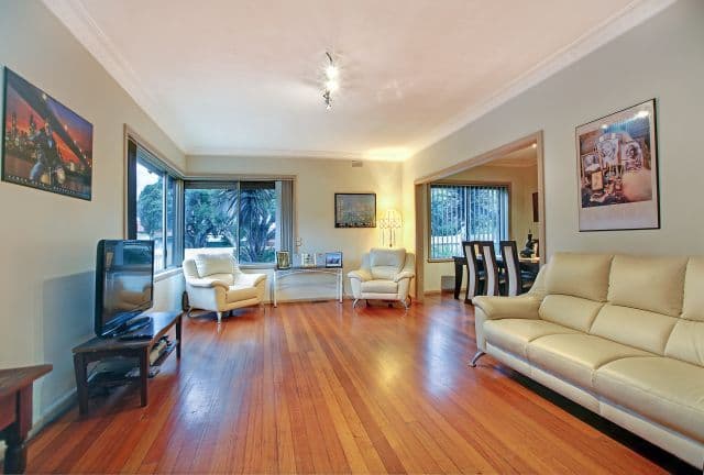 58 Rathcown Road, Reservoir VIC 3073, Reservoir - Thumbnail 2
