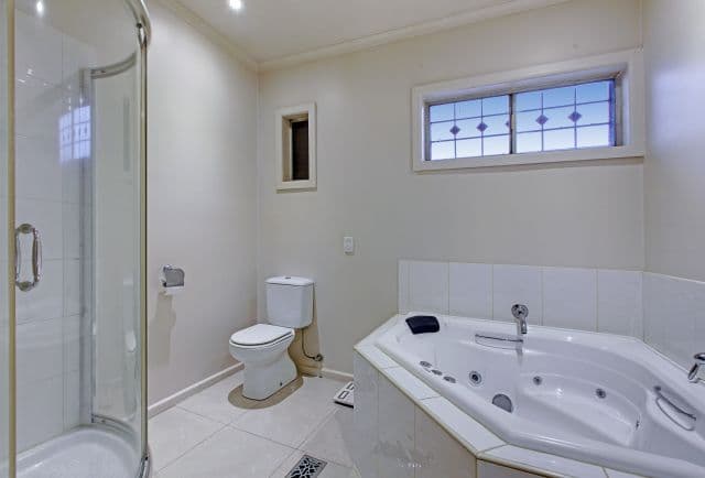 58 Rathcown Road, Reservoir VIC 3073, Reservoir - Thumbnail 8