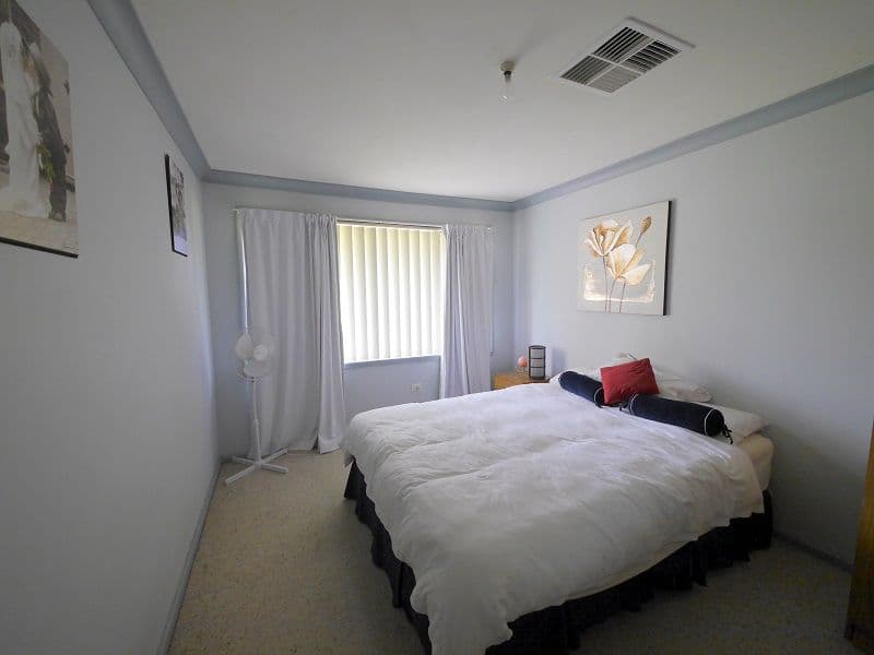 1 Coolabah Crescent, Cowra - Thumbnail 7