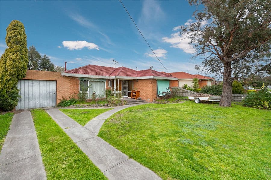 64 Hanson Road, Craigieburn VIC 3064, Craigieburn - Thumbnail 2