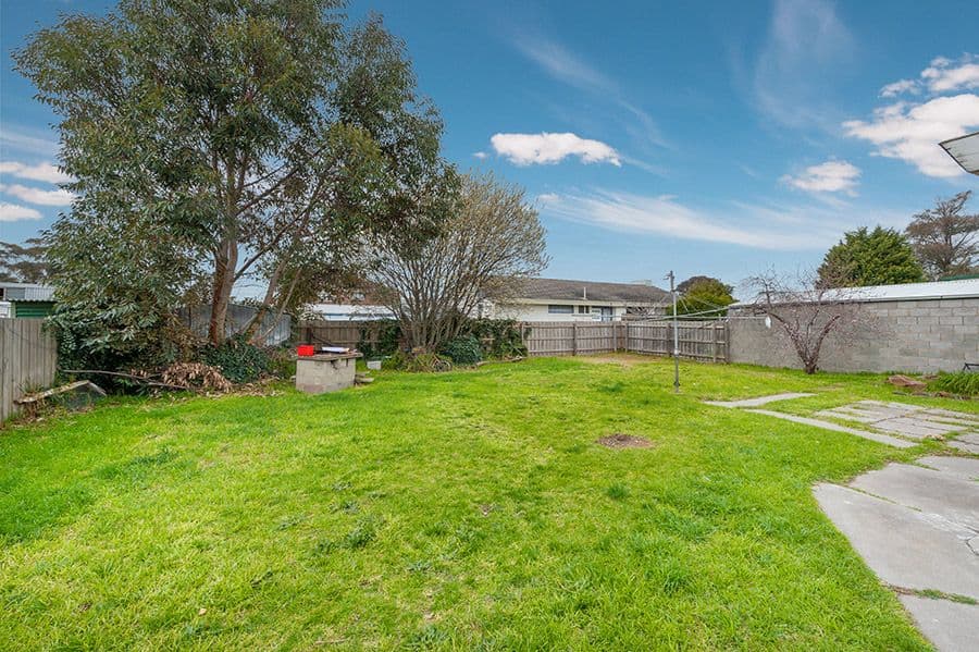 64 Hanson Road, Craigieburn VIC 3064, Craigieburn - Thumbnail 3