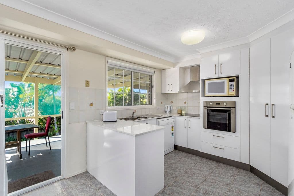 6 Nandina Terrace, Banora Point - Thumbnail 4