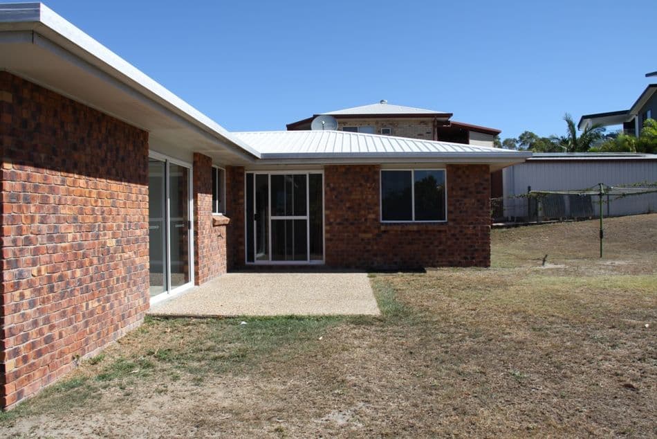29 DAVINA Street, Boyne Island QLD 4680, Boyne Island - Thumbnail 8