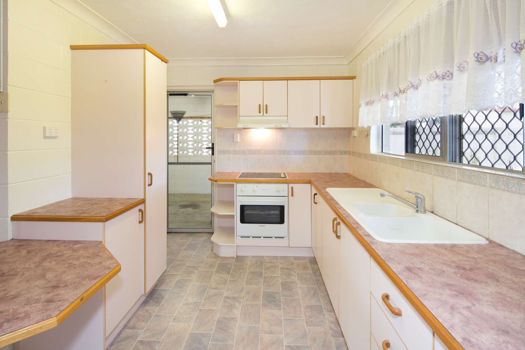 29 Frank Street, KIRWAN QLD 4817, Kirwan - Thumbnail 2