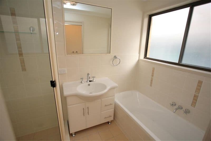 37 Waigani Avenue, KAWUNGAN QLD 4655, Kawungan - Thumbnail 4