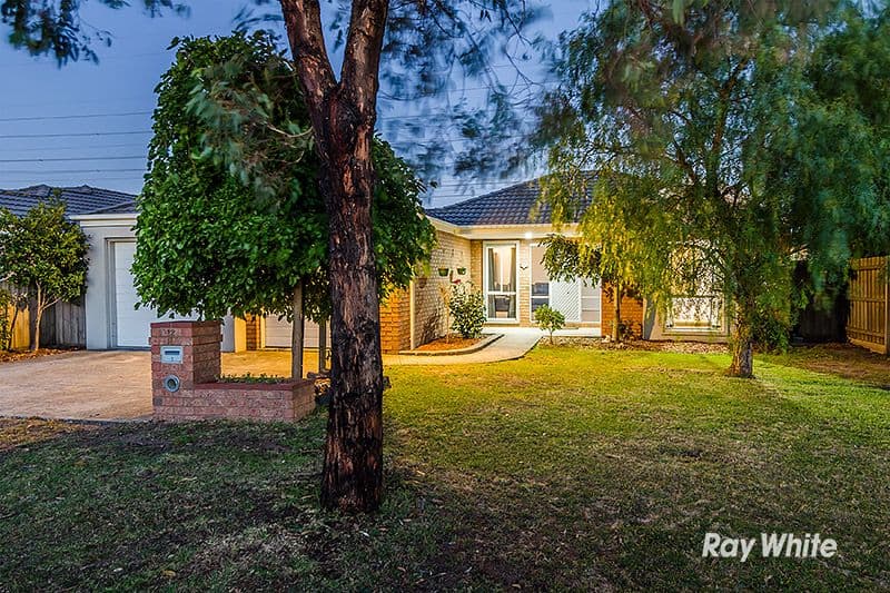 12 Incana Court, Cranbourne West VIC 3977, Cranbourne West - Thumbnail 2