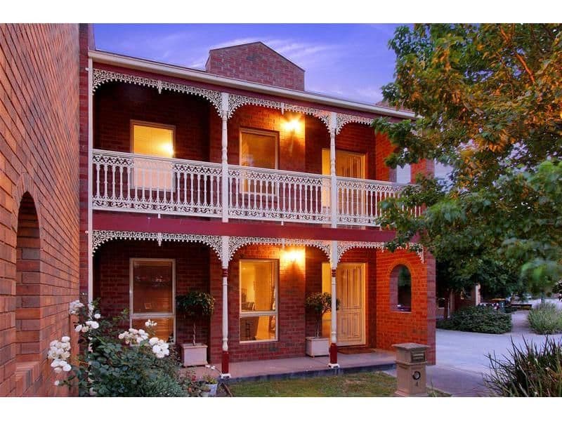 70 Greenhills Road, BUNDOORA VIC 3083, Bundoora - Image 1