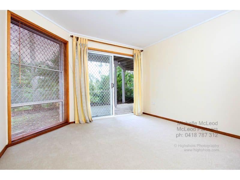 98 Creekside Street, KENMORE HILLS QLD 4069, Kenmore Hills - Thumbnail 8