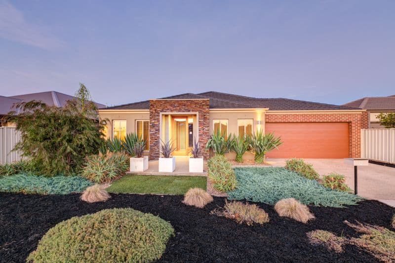 5 McConnachie Court, Epsom VIC 3551, Epsom - Image 1