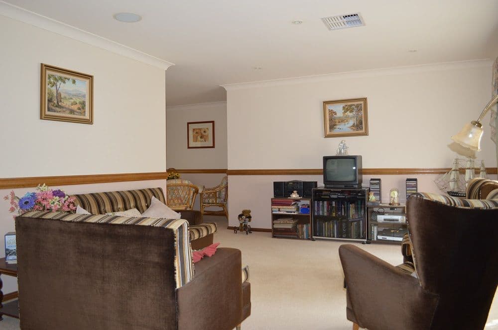 9 Banksia Road, MOUNT ANNAN NSW 2567, Mount Annan - Thumbnail 2