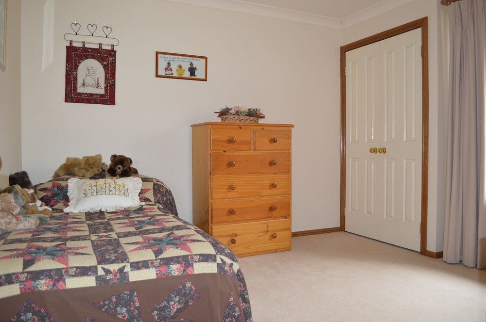 9 Banksia Road, MOUNT ANNAN NSW 2567, Mount Annan - Thumbnail 8