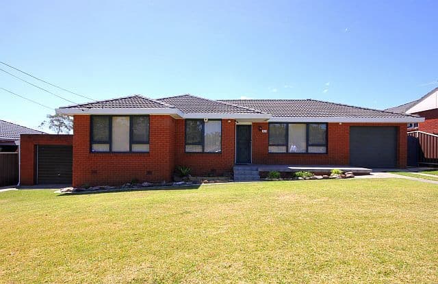 42 Flinders Road, GEORGES HALL NSW 2198, Georges Hall - Image 1