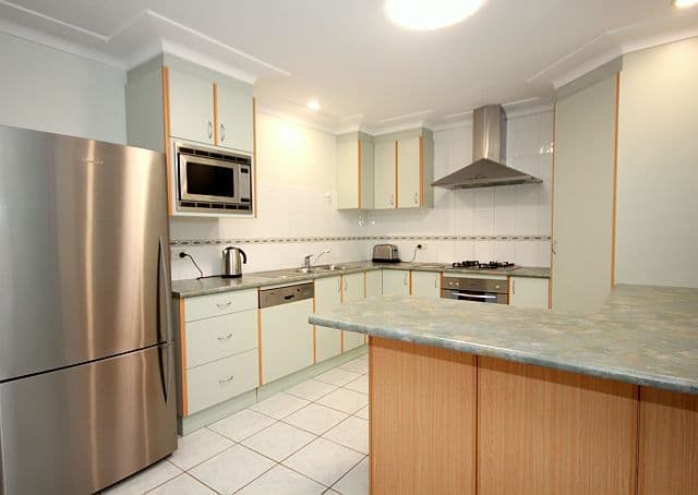 42 Flinders Road, GEORGES HALL NSW 2198, Georges Hall - Thumbnail 4
