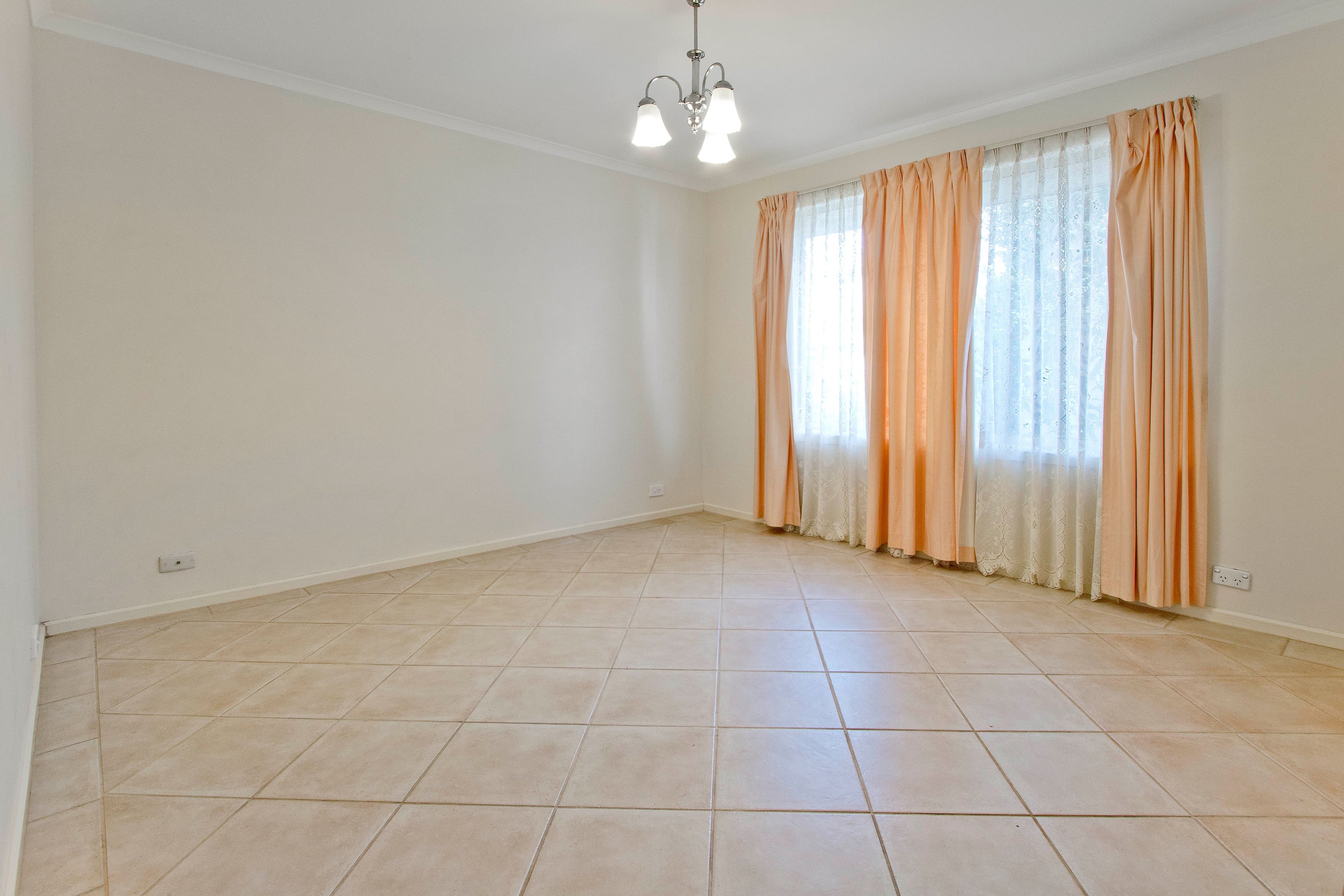 24 Lachlan Street, Ferryden Park SA 5010, Ferryden Park - Thumbnail 5
