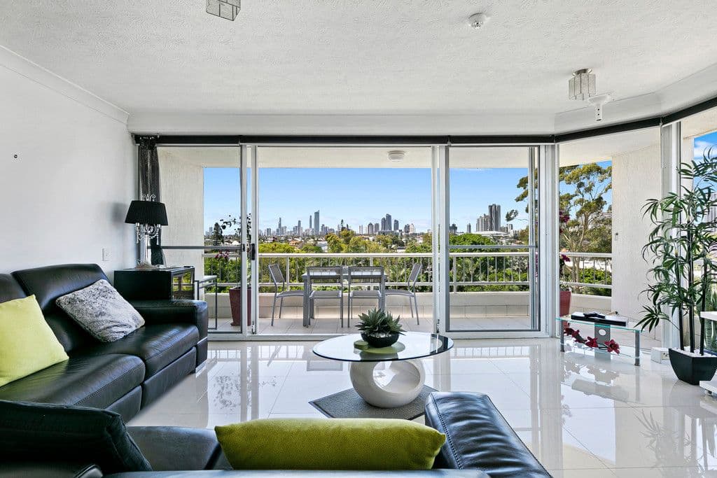 56 Hooker Boulevard, Mermaid Waters QLD 4218, Mermaid Waters - Thumbnail 3