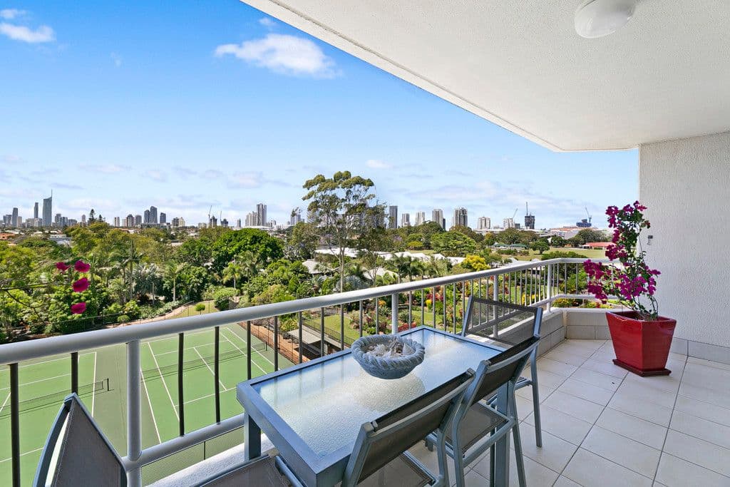 56 Hooker Boulevard, Mermaid Waters QLD 4218, Mermaid Waters - Thumbnail 8