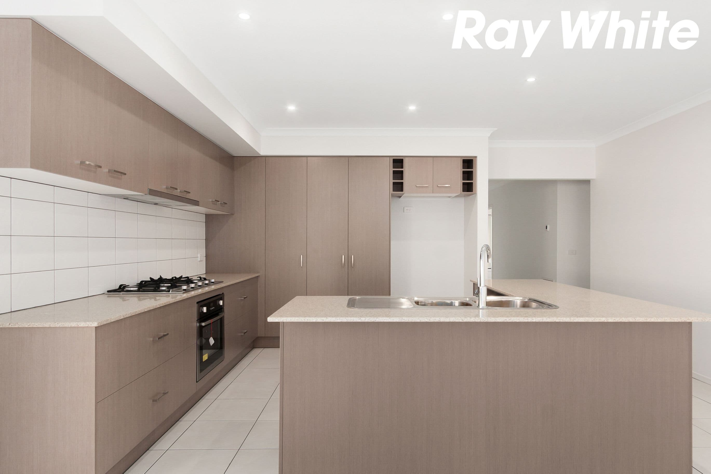 107 Park Orchard Drive, Pakenham VIC 3810, Pakenham - Thumbnail 2