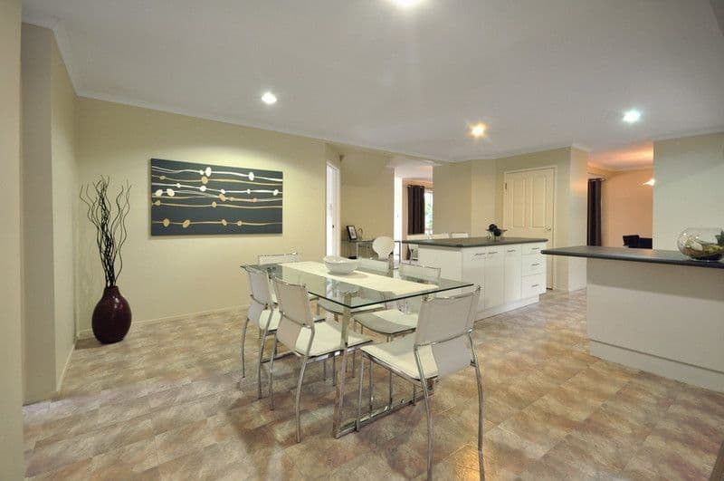 25 Karloff Drive, STAFFORD HEIGHTS QLD 4053, Stafford Heights - Thumbnail 3
