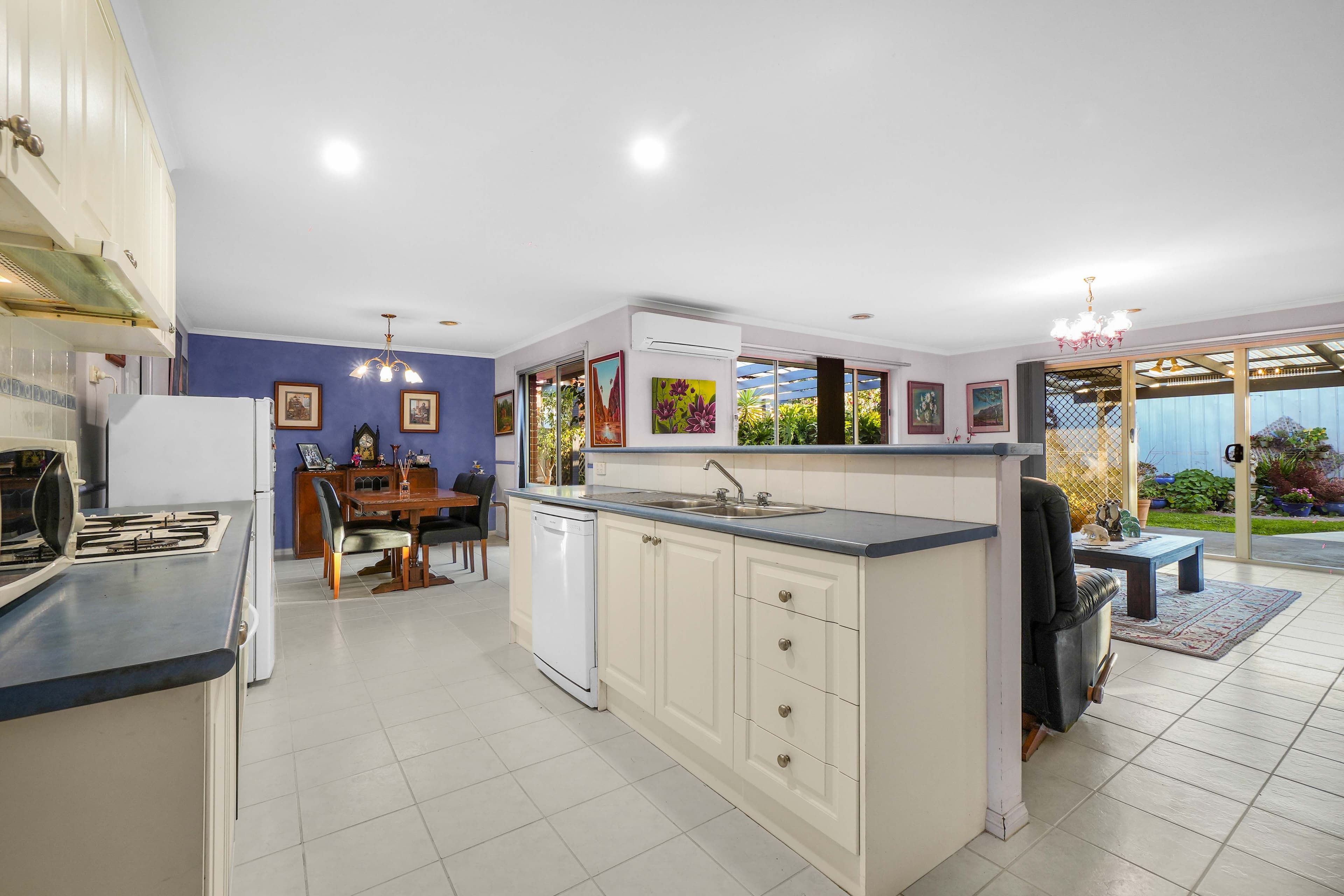 15 Grice Quadrant, Pakenham VIC 3810, Pakenham - Thumbnail 2