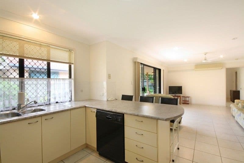 35 Mimosa Crescent, CURRIMUNDI QLD 4551, Currimundi - Thumbnail 5