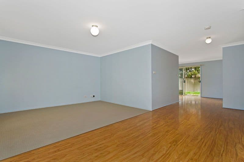 8 Kathleen Court, BERKELEY VALE NSW 2261, Berkeley Vale - Thumbnail 4
