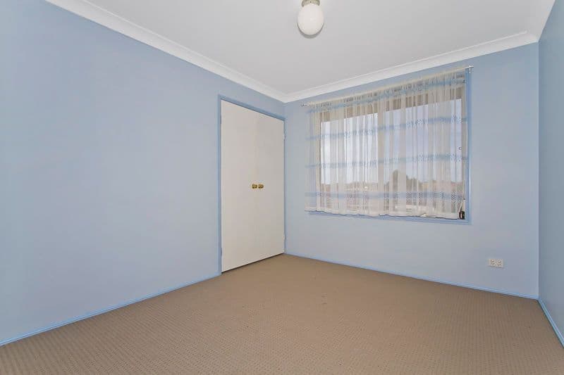 8 Kathleen Court, BERKELEY VALE NSW 2261, Berkeley Vale - Thumbnail 6