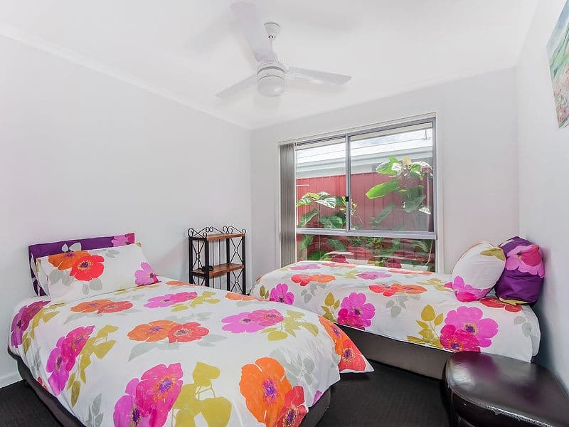 8 Sapphire Street, CALOUNDRA WEST QLD 4551, Caloundra West - Thumbnail 8