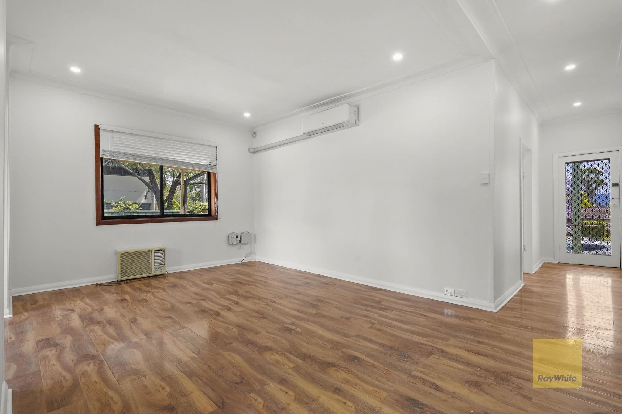 62 Parker Street, Kingswood NSW 2747, Kingswood - Thumbnail 2