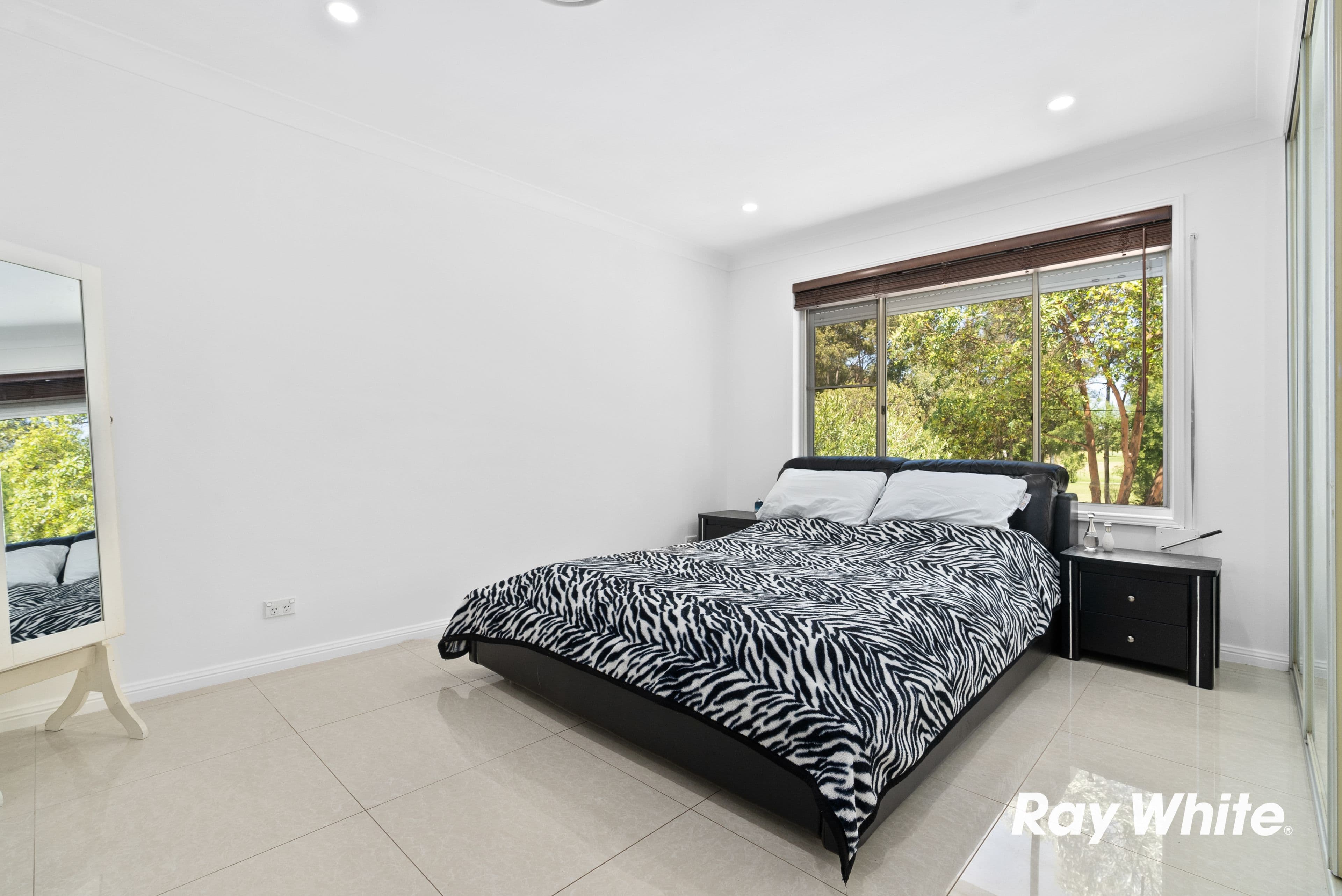 1009 The Horsley Drive, Wetherill Park NSW 2164, Wetherill Park - Thumbnail 5