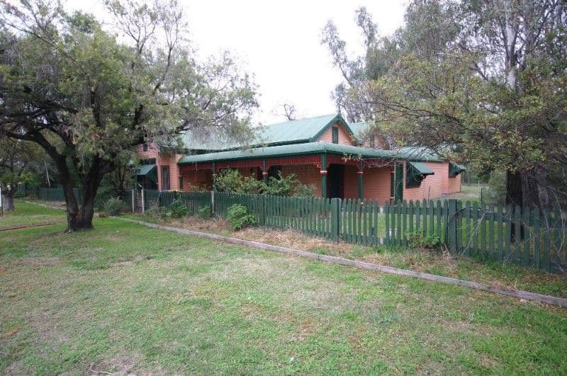 9 Bridge Street, NARRABRI NSW 2390, Narrabri - Image 1