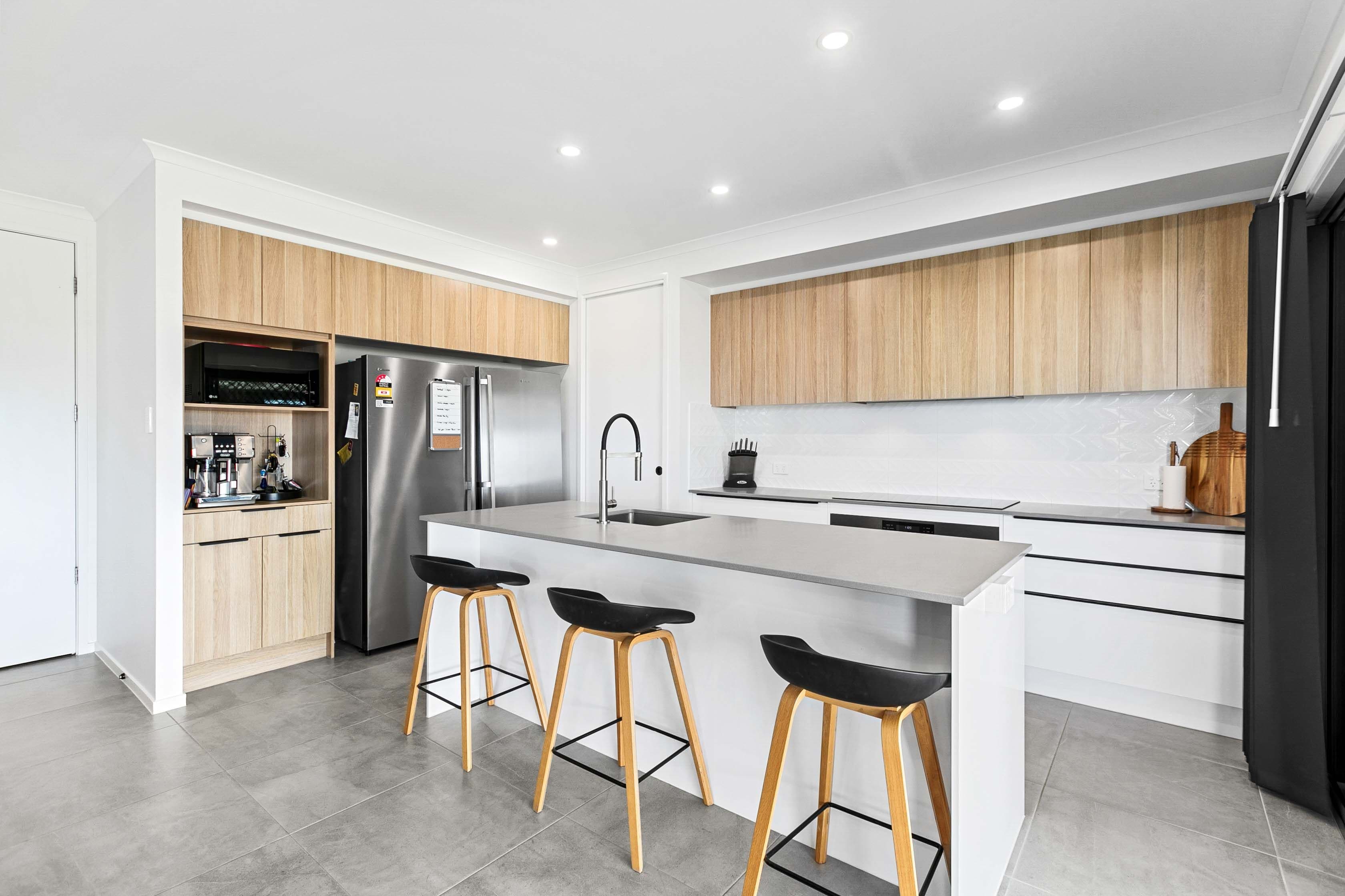 7 Catalina Court, BOORAL QLD 4655, Booral - Thumbnail 4