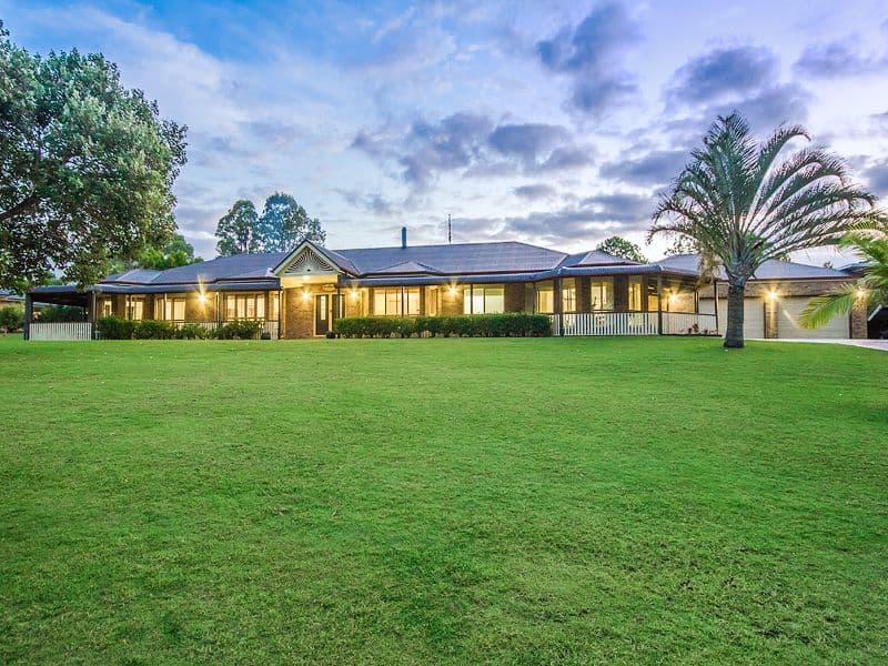 27 Riversdale Road, Oxenford QLD 4210, Oxenford - Thumbnail 2