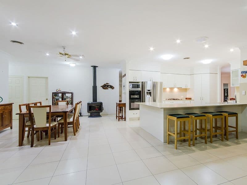 27 Riversdale Road, Oxenford QLD 4210, Oxenford - Thumbnail 7