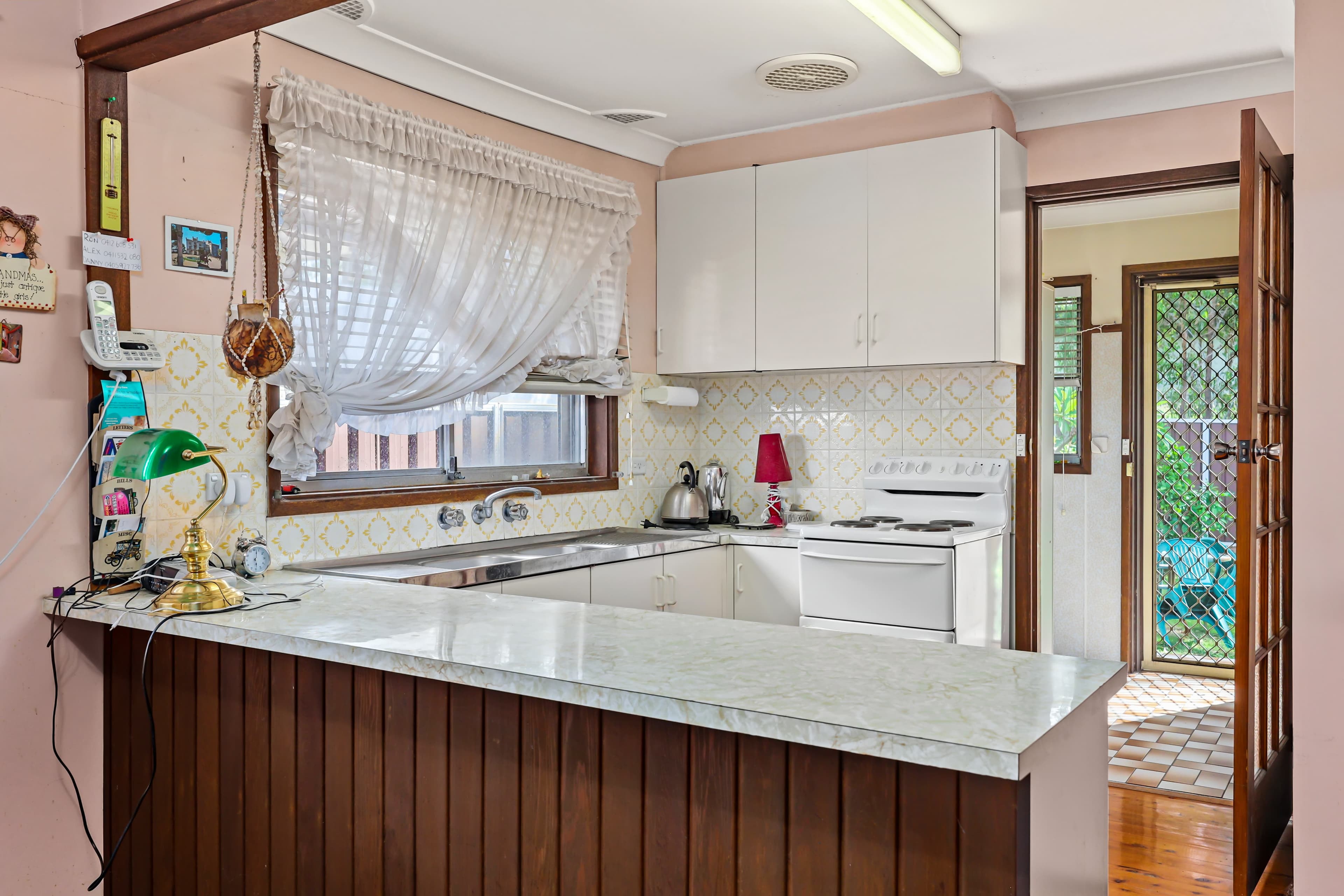 22 Brigalow Avenue, Casula NSW 2170, Casula - Thumbnail 3