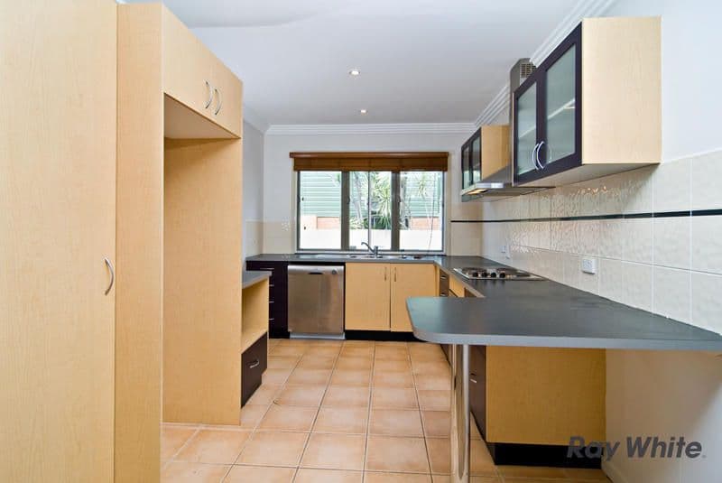 35 Kingaroy Street, Stafford Heights QLD 4053, Stafford Heights - Thumbnail 4