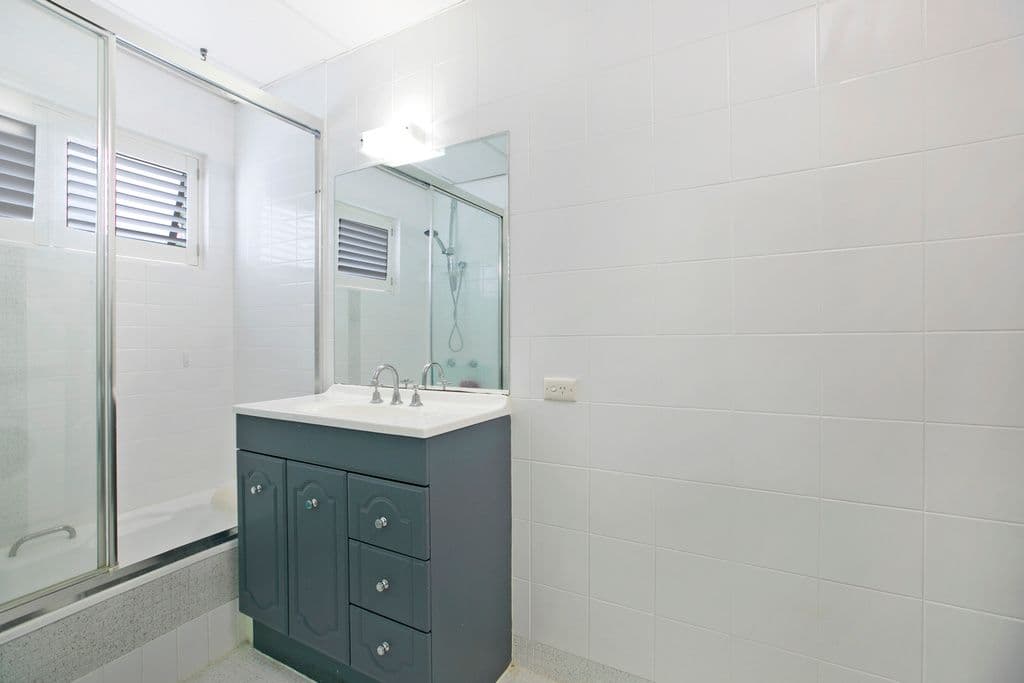 36 Rolle Street, Holland Park West QLD 4121, Holland Park West - Thumbnail 7