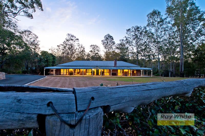 7 Winchester Avenue, WIGHTS MOUNTAIN QLD 4520, Wights Mountain - Thumbnail 2