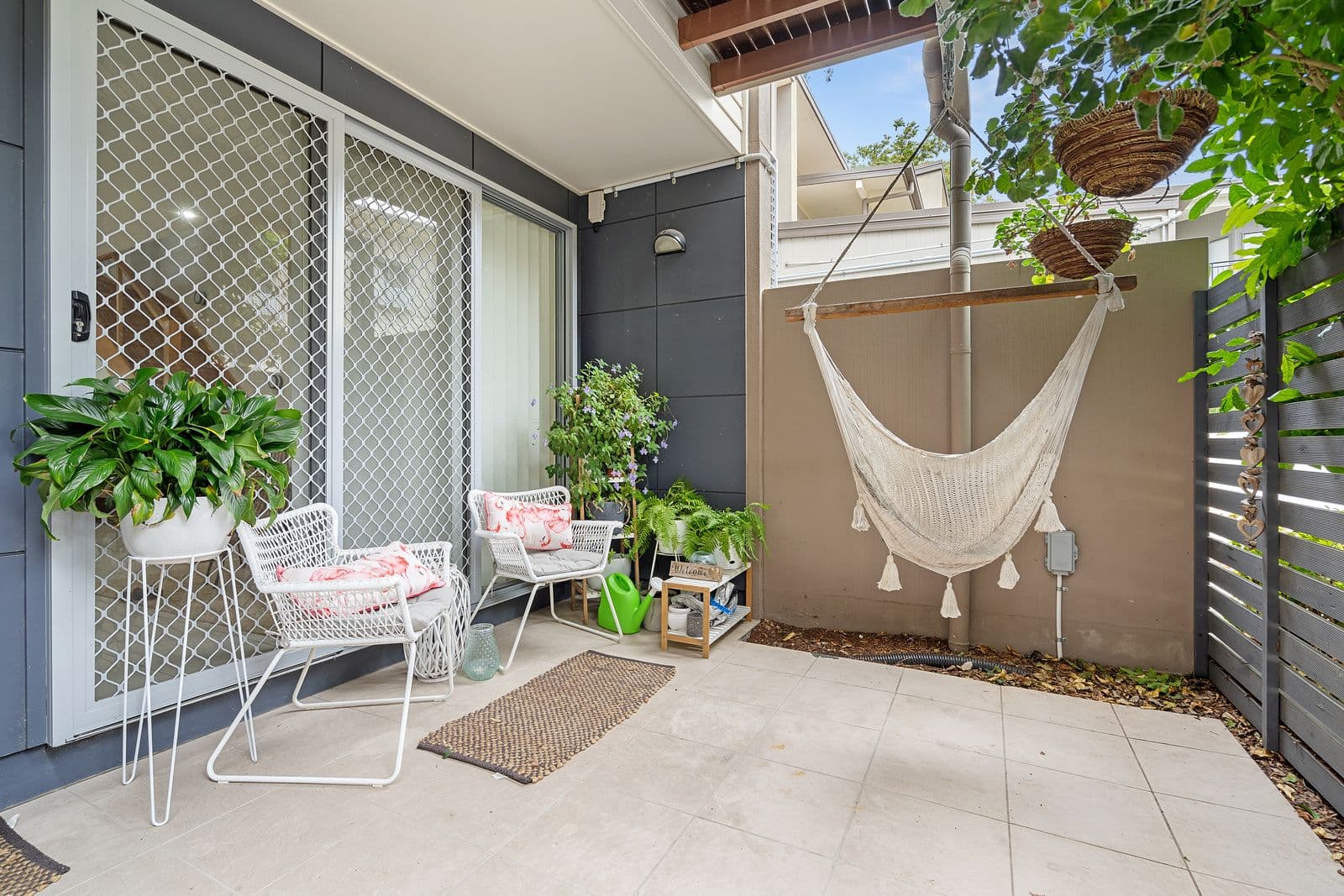 21 Bartlett Street, Morningside QLD 4170, Morningside - Thumbnail 2